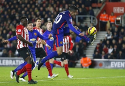 R. van Persie dublis atnešė "Man Utd" pergalę prieš "Southampton" (VIDEO)