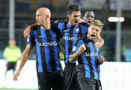 "Frosinone" iškovojo pirmąją pergalę, o "Sampdoria" nusileido "Atalanta"