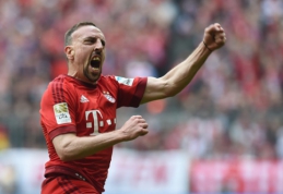 F. Ribery įvartis nulėmė minimalią "Bayern" pergalę, "Borussia" turėjo vargo namuose (VIDEO)