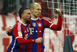 "Bayern" planuoja pratęsti sutartis su A. Robbenu ir F. Ribery