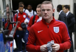 A. Sheareris: W. Rooney turėtų baigti karjerą rinktinėje