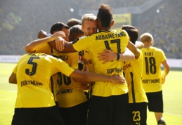 "Bundesliga": "Borussia" startavo pergale, "Schalke" - pralaimėjimu (VIDEO)