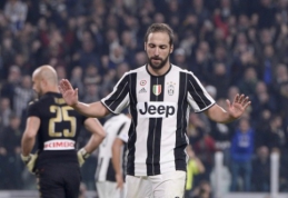 G. Higuaino įvartis atnešė "Juventus" pergalę prieš "Napoli" (VIDEO)
