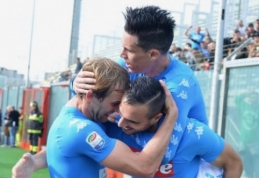 "Inter" patyrė dar vieną pralaimėjimą, "Napoli" įveikė "Crotone", o "Roma" sutriuškino "Palermo" (VIDEO)