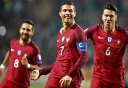 PČ atrankoje - C. Ronaldo "pokeris" ir lengvos belgų bei prancūzų pergalės (VIDEO)