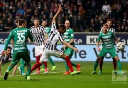 Vokietijoje - rezultatyvios "Eintracht" ir "Werder" klubų lygiosios (VIDEO)