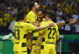Vokietijos taurę po atkaklios kovos išplėšė "Borussia" (VIDEO)