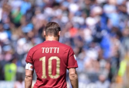 Oficialu: "Roma" simbolis F. Totti po sezono baigs futbolininko karjerą