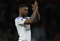 Oficialu: "Bournemouth" pasirašė trejų metų sutartį su J. Defoe