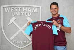 Oficialu: Chicharito vilkės "West Ham" klubo marškinėlius