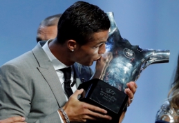 Geriausias UEFA metų žaidėjas - Cristiano Ronaldo (visi apdovanojimai)
