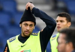 PSG klube įsigali Neymaro kultas: brazilo reikalavimu sutrumpintos video peržiūros