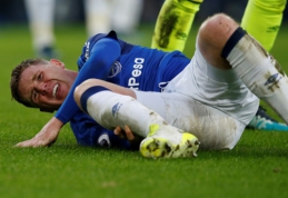 "Everton" saugas patyrė šiurpią traumą, po kurios apsiverkė ir varžovų žaidėjas (VIDEO)
