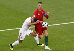 Ar C.Ronaldo turėjo būti parodyti raudona kortelė? (VIDEO)
