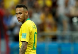 Iš Neymaro atimtas Brazilijos rinktinės kapitono raištis