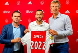 Europos grandų akiratyje buvęs H. Ziyechas pratęsė sutartį su "Ajax"
