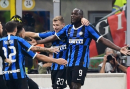 "Inter" antrajame rungtynių kėlinyje palaužė "AC Milan" ekipą