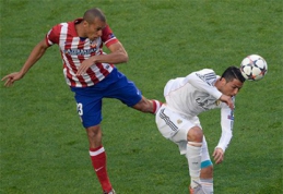 "Man Utd" už 30 mln. eurų įsigijo "Atletico" gynėją Mirandą?