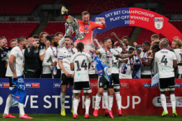 „Fulham“ sugrįžta į „Premier“ lygą