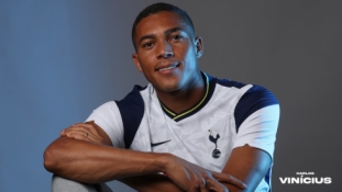 Oficialu: „Tottenham“ puolimą stiprina C. Vinicius