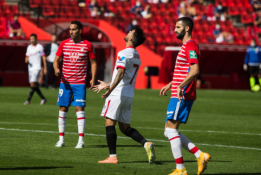 Mažumoje likę „Sevilla“ futbolininkai patyrė pirmąjį pralaimėjimą „La Liga“ pirmenybėse 