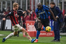 Milano derbyje - triuškinanti „Inter“ pergalė 