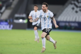 Argentinos triumfas: juokingas vartininko veiksmas, L. Messi kraujas ir skanduotė