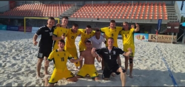 Paplūdimio futbolo rinktinė po baudinių nusileido Azerbaidžanui