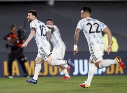 PČ atranka: autsaiderių pergalės, pirmi Brazilijos pamesti taškai ir jubiliejinis Messi įvartis