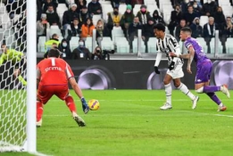 „Juventus“ rungtynių pabaigoje išplėšė pergalę prieš 10-tyje likusią „Fiorentina“