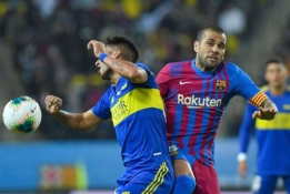 „Barcos“ draugiškos rungtynės su „Boca Juniors“: antras Alveso debiutas ir dar vienas pralaimėjimas