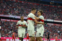 „Bayern“ namuose su „Stuttgart“ futbolininkais sužaidė rezultatyviomis lygiosiomis 