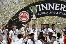 Sausakimšame Sevilijos stadione Frankfurto „Eintracht“ tapo Europos lygos čempionais
