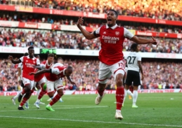 „Arsenal“ išplėšė 3 taškus Londono derbyje