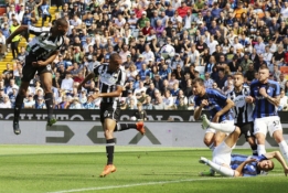„Inter“ futbolininkus įveikę „Udinese“ – nauji „Serie A“ lyderiai