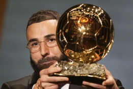 K. Benzema rankose – „Auksinis kamuolys“