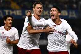 „Roma“ paskutinėmis akimirkomis palaužė dešimtyje likusią „Hellas“ ekipą