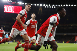 Atsilikinėjusi „Arsenal“ ekipa susitvarkė su „West Ham“