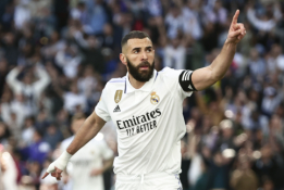 K. Benzema „hat-trickas“ per 7 minutes leido „Real“ nušluoti „Valladolid“ ekipą