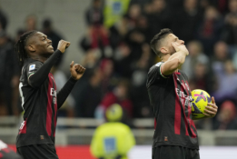 „AC Milan“ toliau kabinasi į kovą dėl vietos Čempionų lygoje