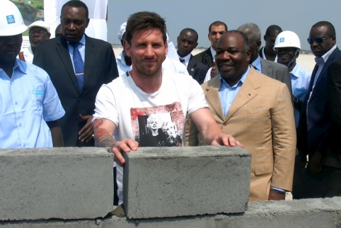 L.Messi už plytos įmūrijimą Gabone susižėrė 3,5 mln. eurų