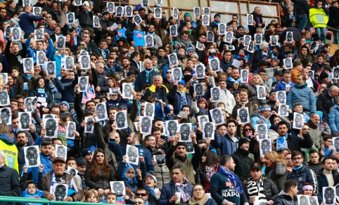 "Napoli" fanai išreiškė solidarumą rasistų užgauliotam K.Koulibaly (FOTO)