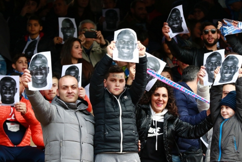 "Napoli" fanai išreiškė solidarumą rasistų užgauliotam K.Koulibaly (FOTO)