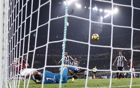 "Serie A": G. Higuaino dublis nutildė "San Siro" stadioną, "Roma" įveikė "Bologna" (FOTO, VIDEO)