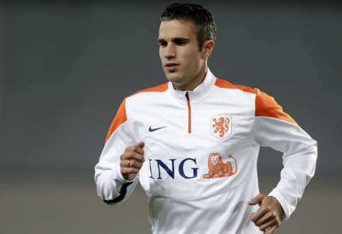 R.Van Persie profesionaliai futbolą žada žaisti iki 40 metų