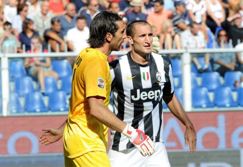 Oficialu: G.Buffonas ir G.Chiellini pasirašė naujus kontraktus su "Juventus"