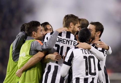 Italijos pirmenybėse - lengvos "Juventus" ir "Napoli" ekipų pergalės (VIDEO)