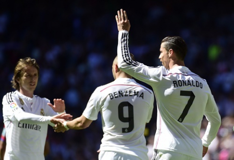 Įspūdinga Madrido "Real" pergalė pažymėta penkiais C.Ronaldo įvarčiais, "Barca" turėjo vargo su "Celta" (VIDEO)