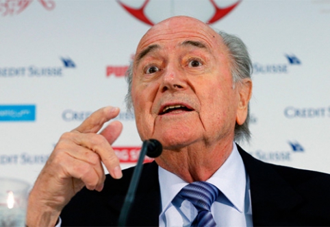 S.Blatteris triumfuoja - iš rinkimų pasitraukė ir L.Figo