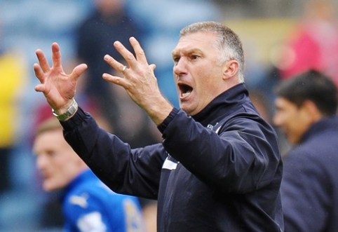 "Leicester City" atleido vyriausiąjį komandos trenerį N.Pearsoną